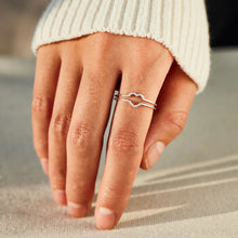Load image into Gallery viewer, 925 Sterling Silver Inlaid Zircon Heart Ring
