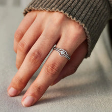Load image into Gallery viewer, 925 Sterling Silver Inlaid Zircon Heart Ring

