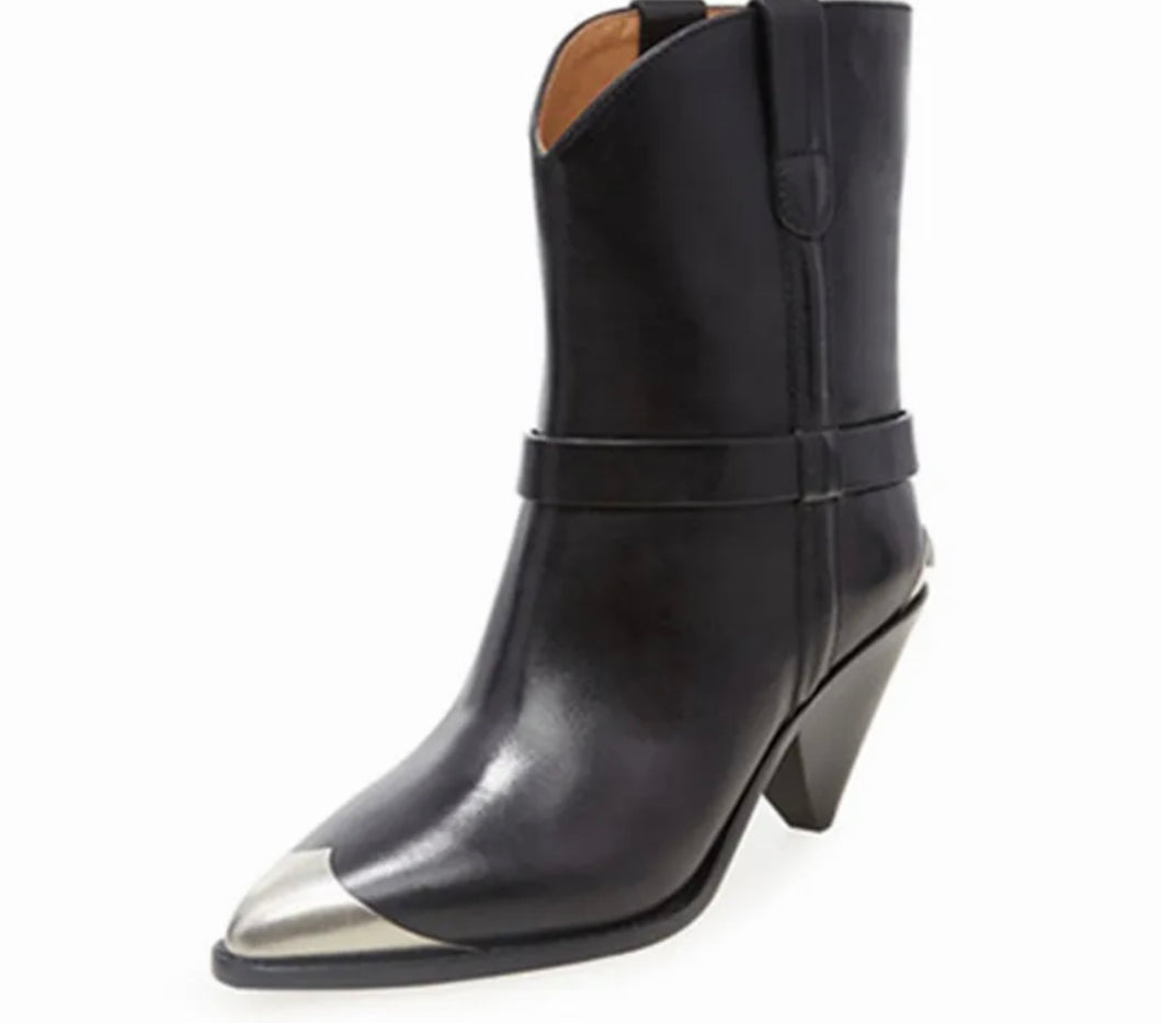 Gilly Ann Silver Toe Boots