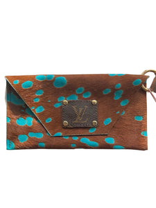 LV Petite Wristlet
