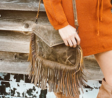Load image into Gallery viewer, Myra Fringed Leather Bag
